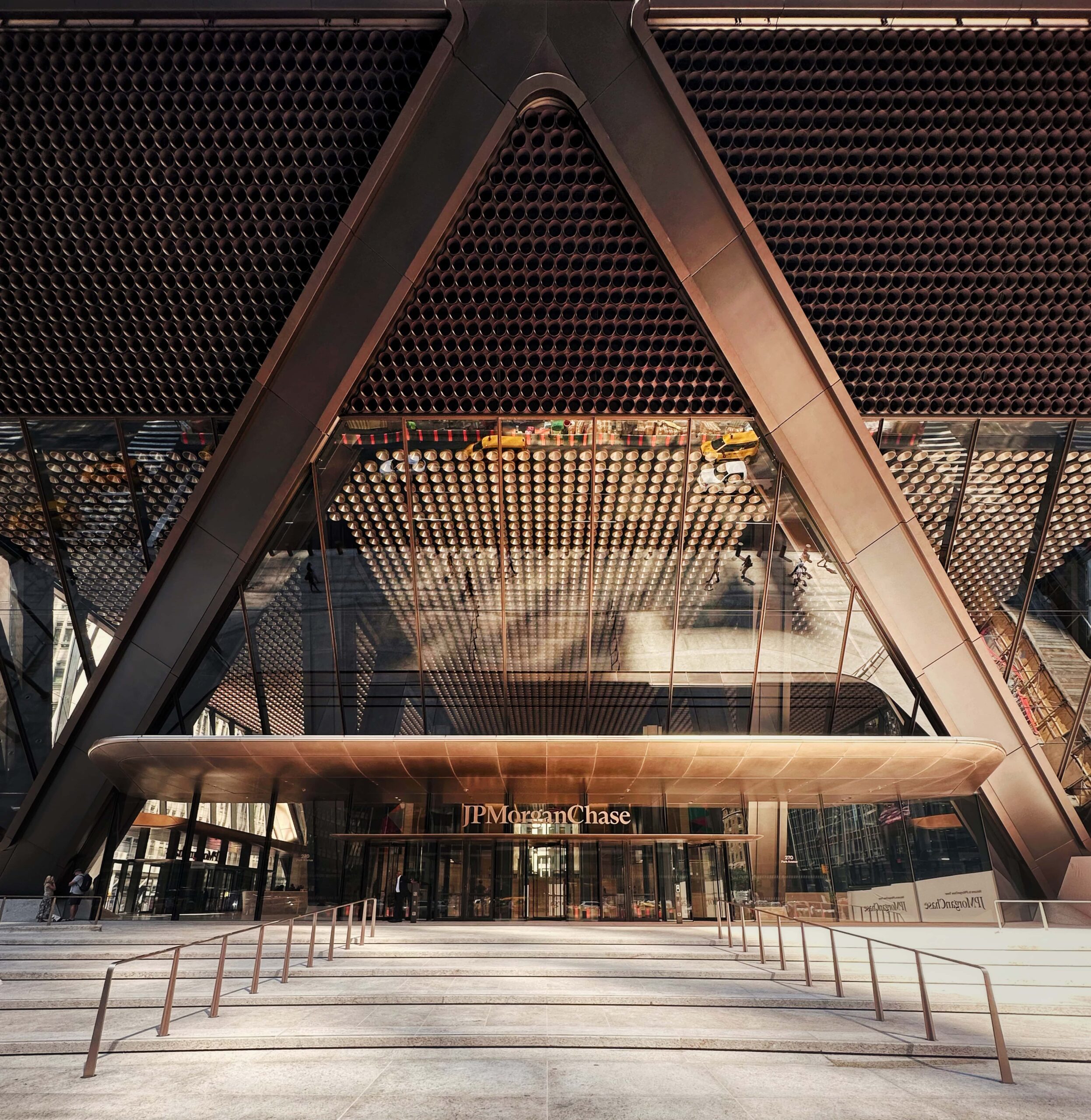 270 Park Avenue in New York, the JPMorgan Chase headquarters, its facade engineered by Permasteelisa Group